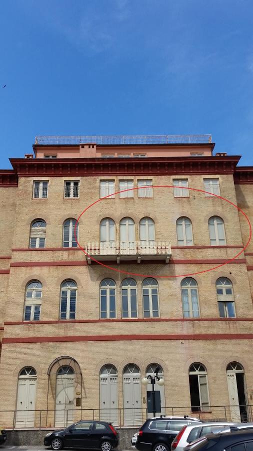Rosso Di Sera Castelfidardo Dış mekan fotoğraf